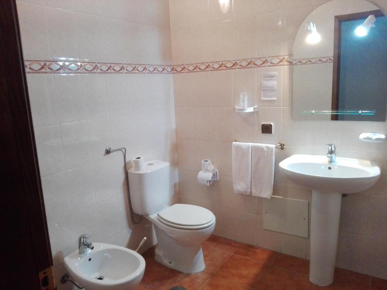 Hotel Romba Орике Экстерьер фото